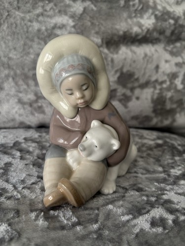 Lladro eskimo child with - eskimo, polar