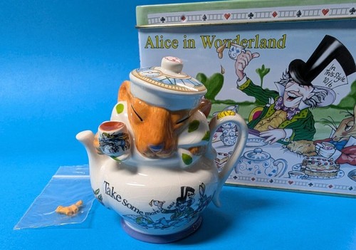 Dormouse alice wonderland - alice,