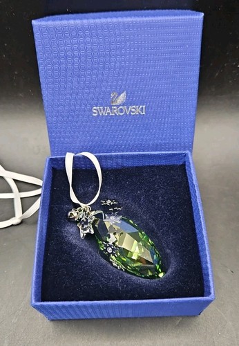 Swarovski christmas peridot - christmas,
