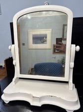 Antique Shabby Chic White