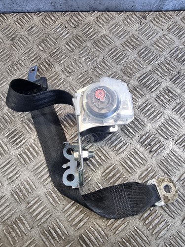 Toyota prius seat belt - toyota,