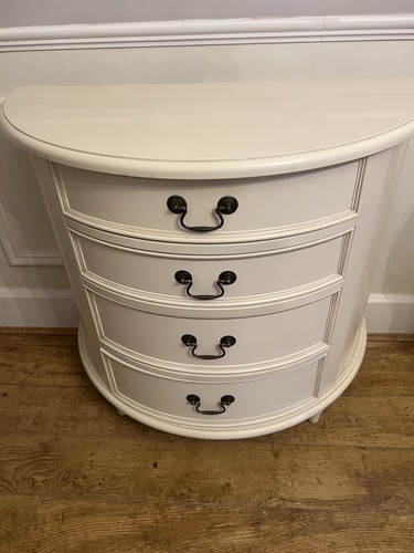 Laura ashley clifton demi - laura,