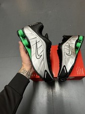 UK 11 Mens Nike Shox R4