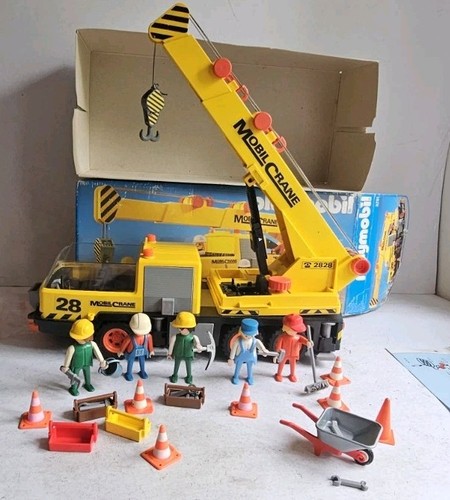 Playmobil 3761 mobile crane - 3761,