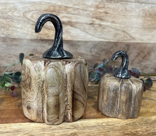 Carved real wood - real, pumpkin