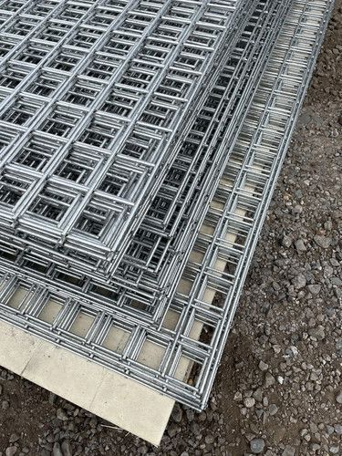 Galvanized wire mesh - mesh, panels