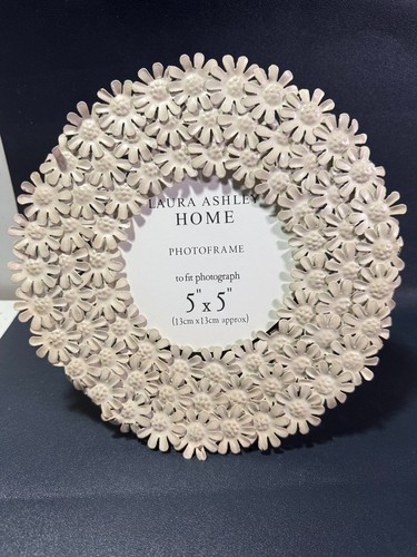 Laura ashley cream - laura, metal
