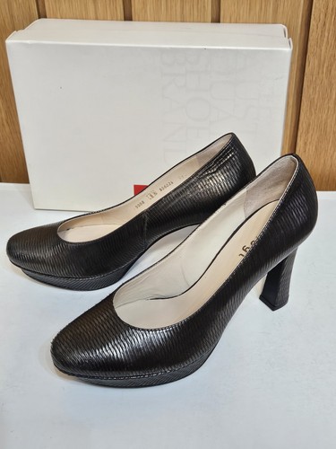 Hogl anthracite pewter leather