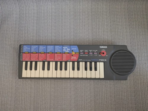 Yamaha pss mini keyboard - pss-6,