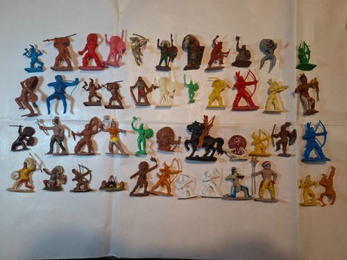 Job lot vintage plastic - lot,
