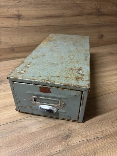 Veteran series vintage grey - series,