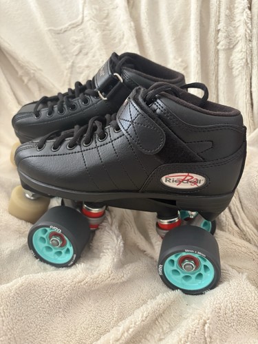 Riedell roller skates with - roller,