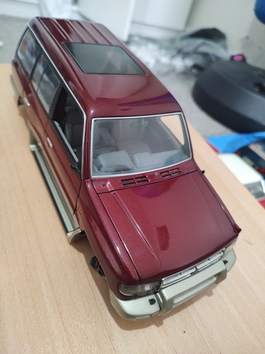 Autoart mitsubishi pajero - 1:18,