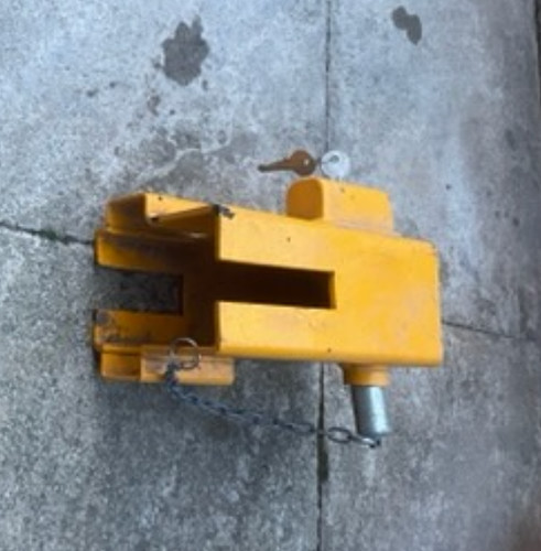 Caravan trailer hitch lock - /trailer,