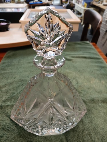 Crystal decanter possible - ,