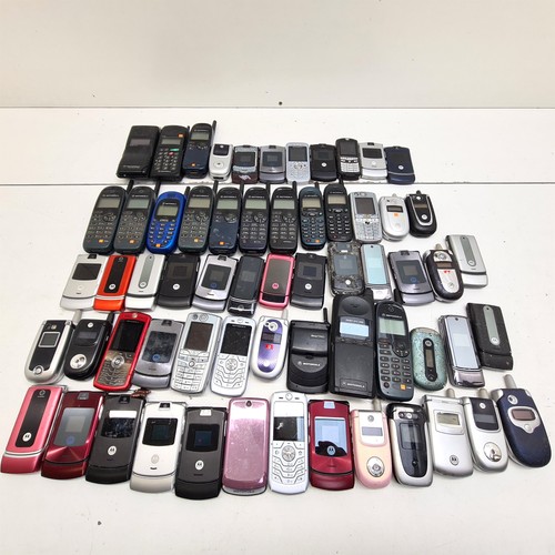62x untested motorola mobile - untested,