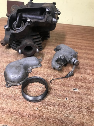 Bsa b31 cylinder head - bsa,