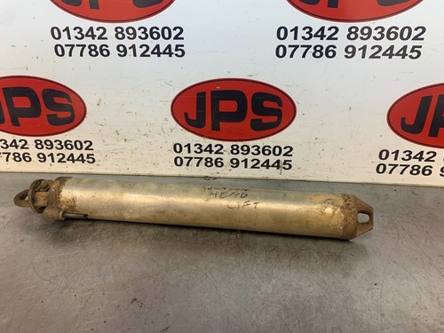 Air operated actuator ram - operated,