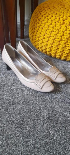 Reduced tods ladies leather - ladies,