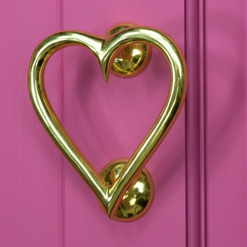 Brass heart door knocker - brass,