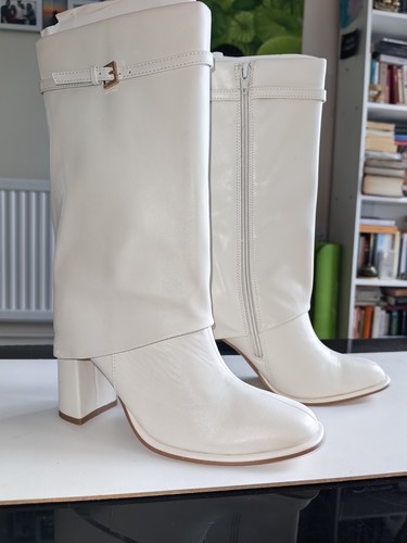 Prettylittlething white under - white,