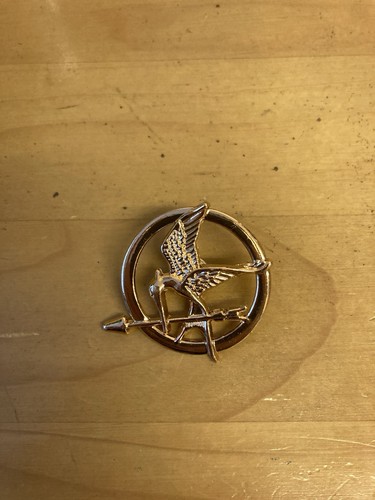 The hunger games - hunger, mockingjay