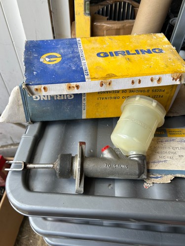 Nos girling master cylinder - master,