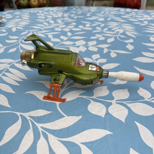 Dinky toys 351 ufo - dinky,