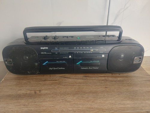 Vintage sanyo stereo - vintage, radio