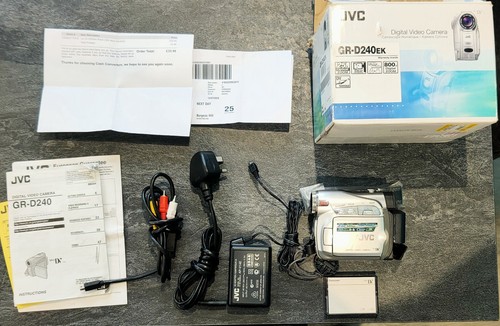 Jvc d240 camcorder - camcorder,, silver