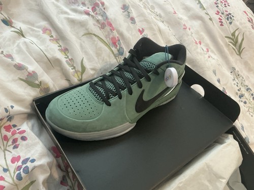 Kobe girl dad size 11 - 4,