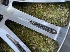 2x GENUINE MERCEDES BENZ E