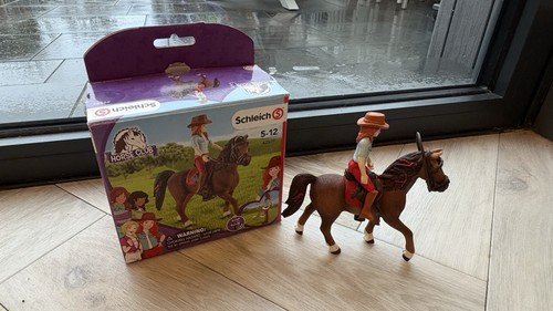 Schleich horse and rider set - horse,