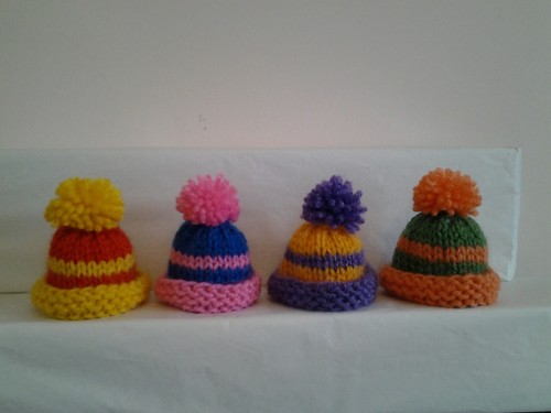 Hand knitted single - ,