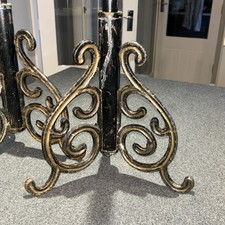 Cast iron scroll display table