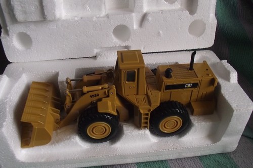 Ertl mighty movers - ertl,