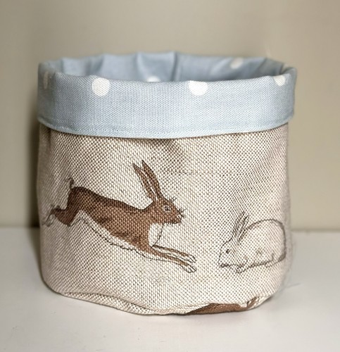 Emily bond rabbit hare - rabbit,