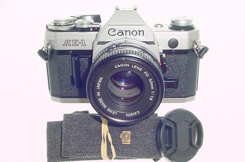 Canon 35mm film manual - ae-1,