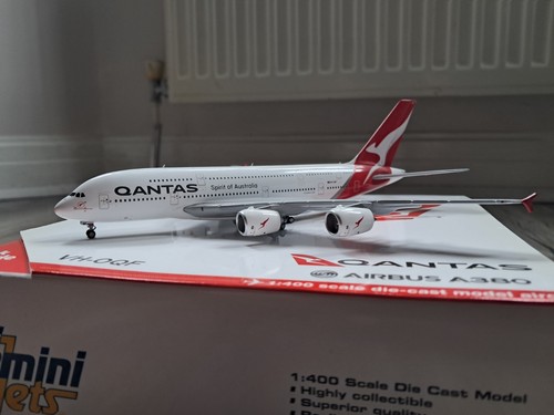Qantas airlines airbus a380 - qantas,
