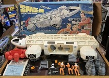 Vintage 1976 Mattel Space 1999