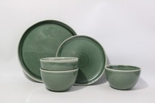 12pc Reactive Glaze Green Lipped Dinner Set