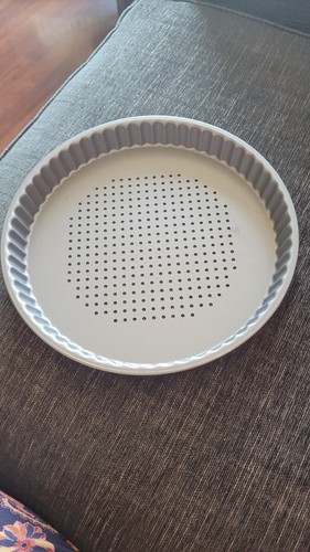 Large perforated 24cm non - 24cm, 10"