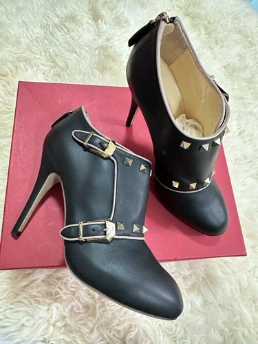 Valentino garavani studded - garavani,