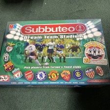 Subbuteo Dream Team Stadium MB Games Football Game Hasbro 2004 Excellent cond