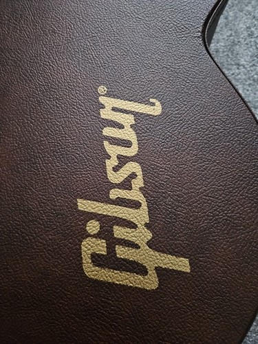 Gibson j200 studio acoustic - gibson,
