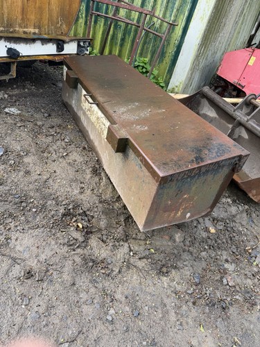Lock box for transit - lock, tipper