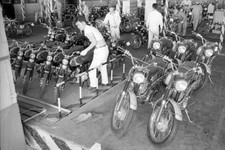 Honda Motor Co's CL72 CL50 are seen prior to shipping abroad Saita- Old Photo