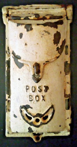 Vtg cast iron mail - cast,