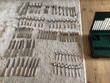 Vintage Silver Plated  Kings Pattern Canteen 89 pieces with its box. Never Used.