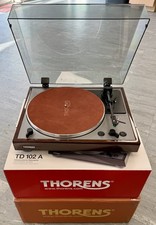 Thorens TD 102A Turntable